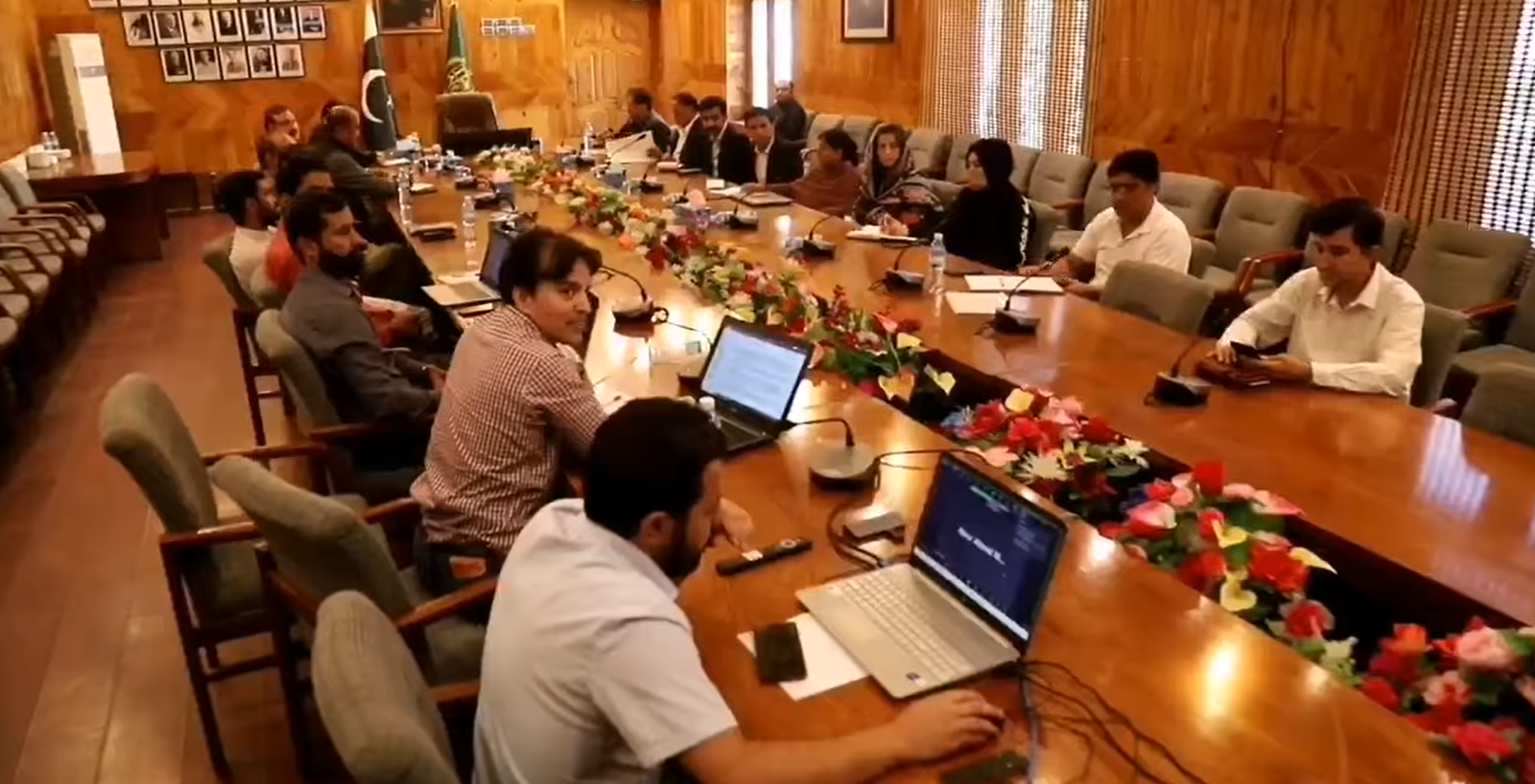 *خودکشی کے محرکات جاننے کیلئے فوری طور پر اعلیٰ سطحی جے آئی ٹی بنانے کا فیصلہ*