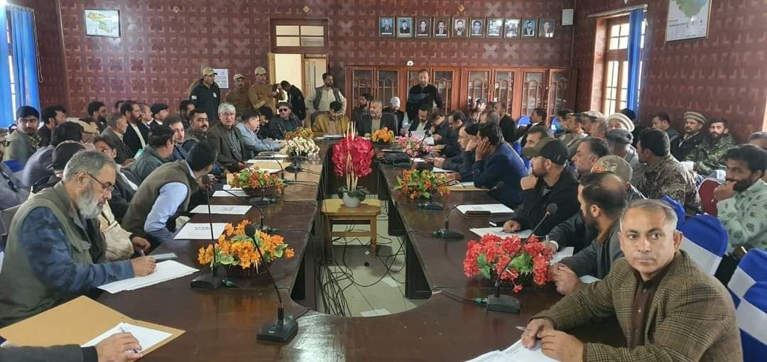 گلگت : آج فارسٹ اینڈ وائلڈلائف کانفرنس ہال گلگت میں ٹرافی ہنٹنگ سیزن 2024-25 کیلئے استور مارخور، ہمالین آئیبیکس اور بلیو شیپ کے مجموعی طور پر 118 شاخوں کی شکار کیلئے بولی ہوئی