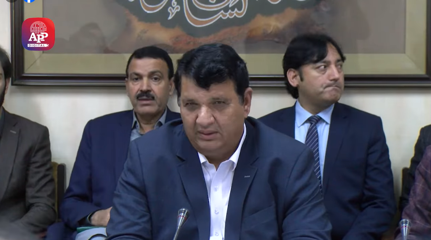 وفاقی وزیر برائے امور کشمیر و گلگت بلتستان انجینئر امیر مقام کی زیر صدارت گلگت بلتستان کے مسائل پر اہم اجلاس 3 دسمبر 2024