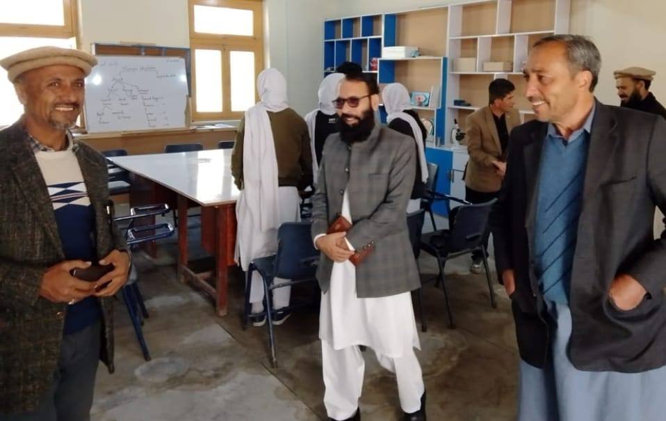 سیکریٹری، ڈیپارٹمنٹ آف ہائیر، ٹیکنیکل اینڈ اسپیشل ایجوکیشن گلگت بلتستان کا ہنزہ کے 3 کالجز کا دورہ