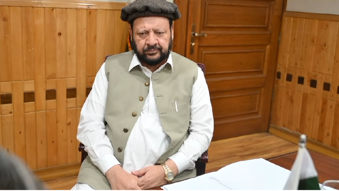 گلگت۔ وزیر اعلیٰ گلگت بلتستان حاجی گلبر خان نے ریجنل گرڈ فیزI اور 16میگاواٹ ہائیڈرو پاور پروجیکٹ نلتر کے ٹائم لائنز پر عملدرآمد کے حوالے سے اجلاس کے موقع پر گفتگو کرتے ہوئے کہا کہ یہ دونوں منصوبے انتہائی اہمیت کے حامل ہیں۔