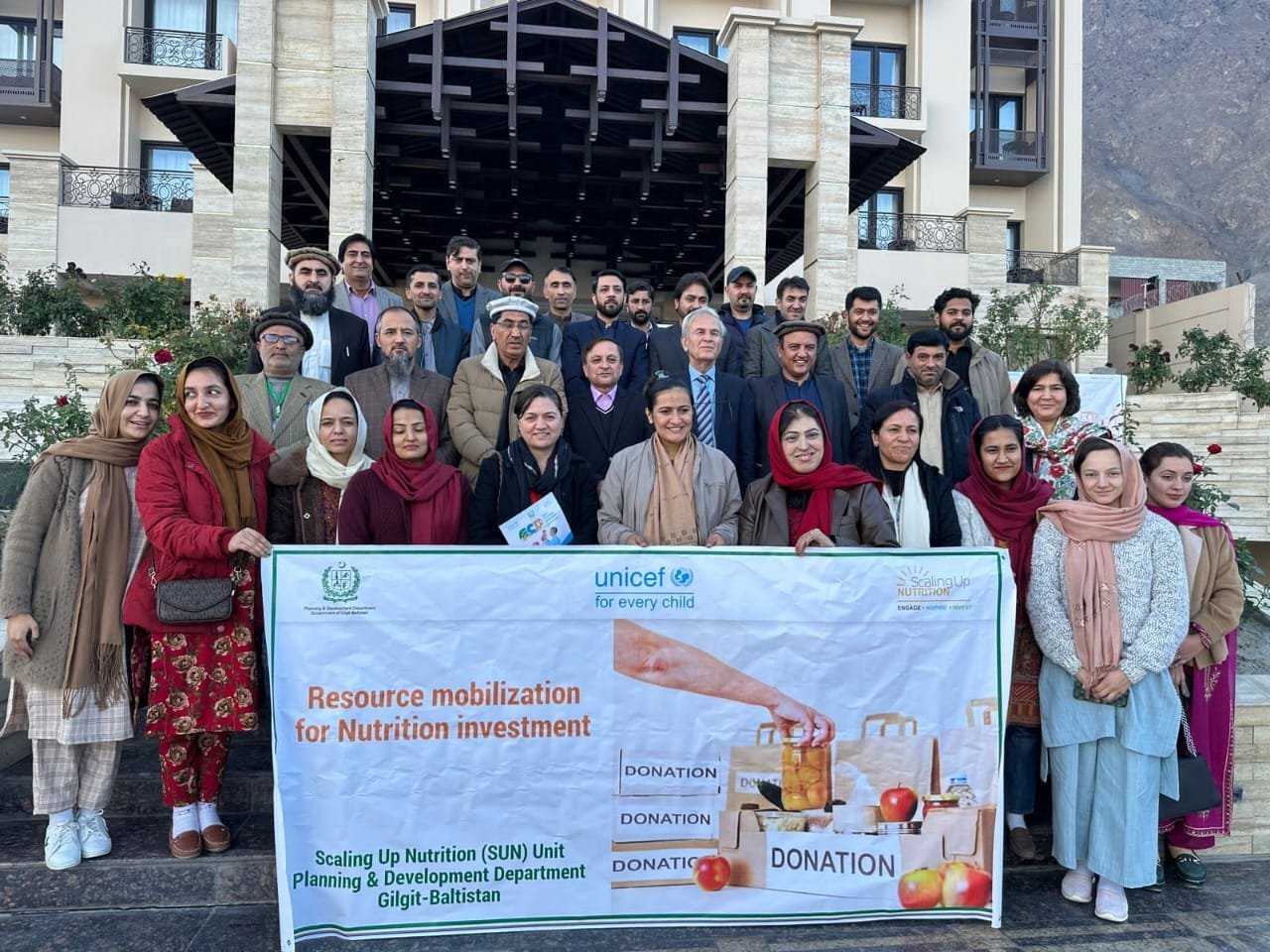 گلگت. محکمہ پلاننگ و ڈویلپمنٹ (اسکیلنگ اپ نیوٹریشن) اور یونیسیف پاکستان کے زیر اہتمام غذائیت میں بہتری کے لیے سن پارلیمنٹرینز فورمز گلگت بلتستان کے لیے کثیر جہتی سرمایہ کاری کو فروغ دینے کے موضوع پر ایک روزہ ورکشاپ کا انعقاد۔