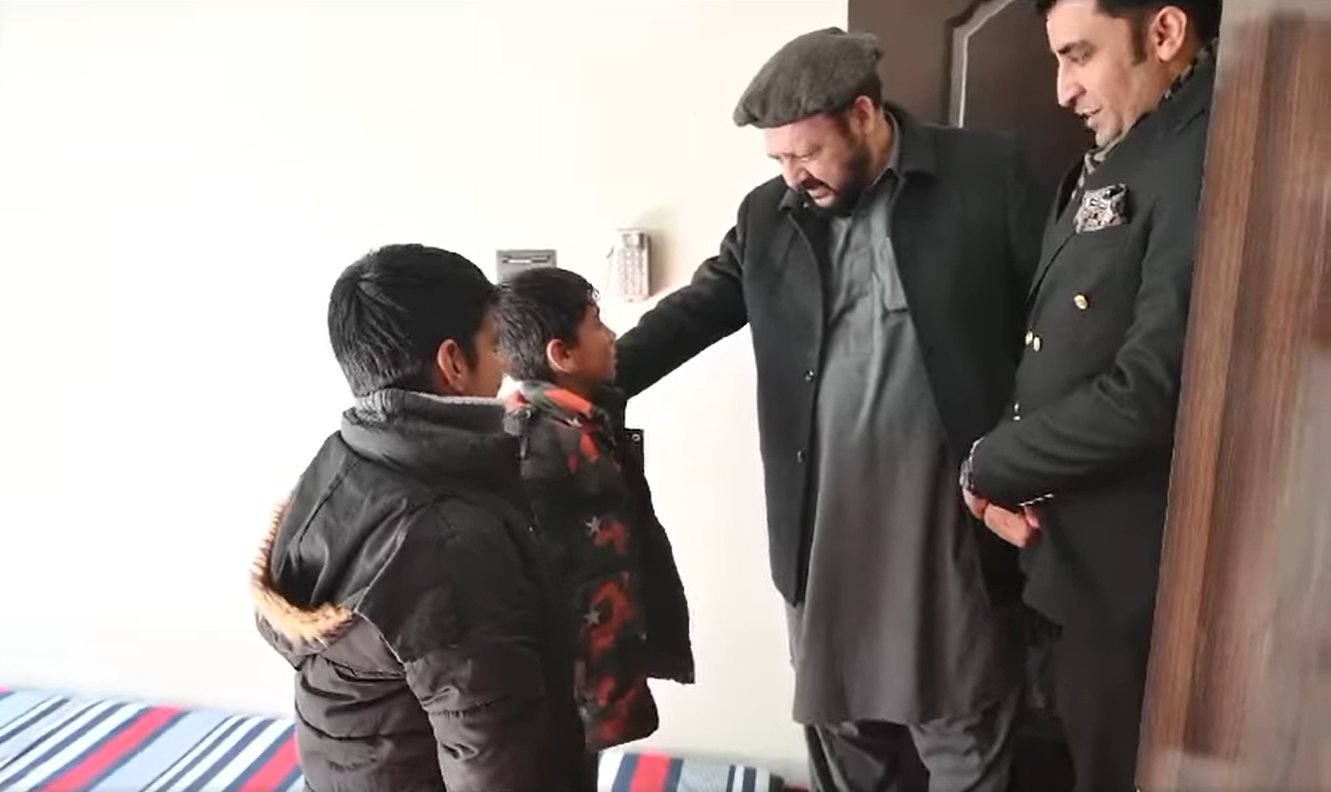 گلگت۔ وزیر اعلیٰ گلگت بلتستان حاجی گلبر خان نے سویٹ ہوم دورے کے موقع پر گفتگو کرتے ہوئے کہا ہے کہ سویٹ ہوم میں موجود مستحق بچوں پر خصوصی توجہ دینے کی ضرورت ہے۔