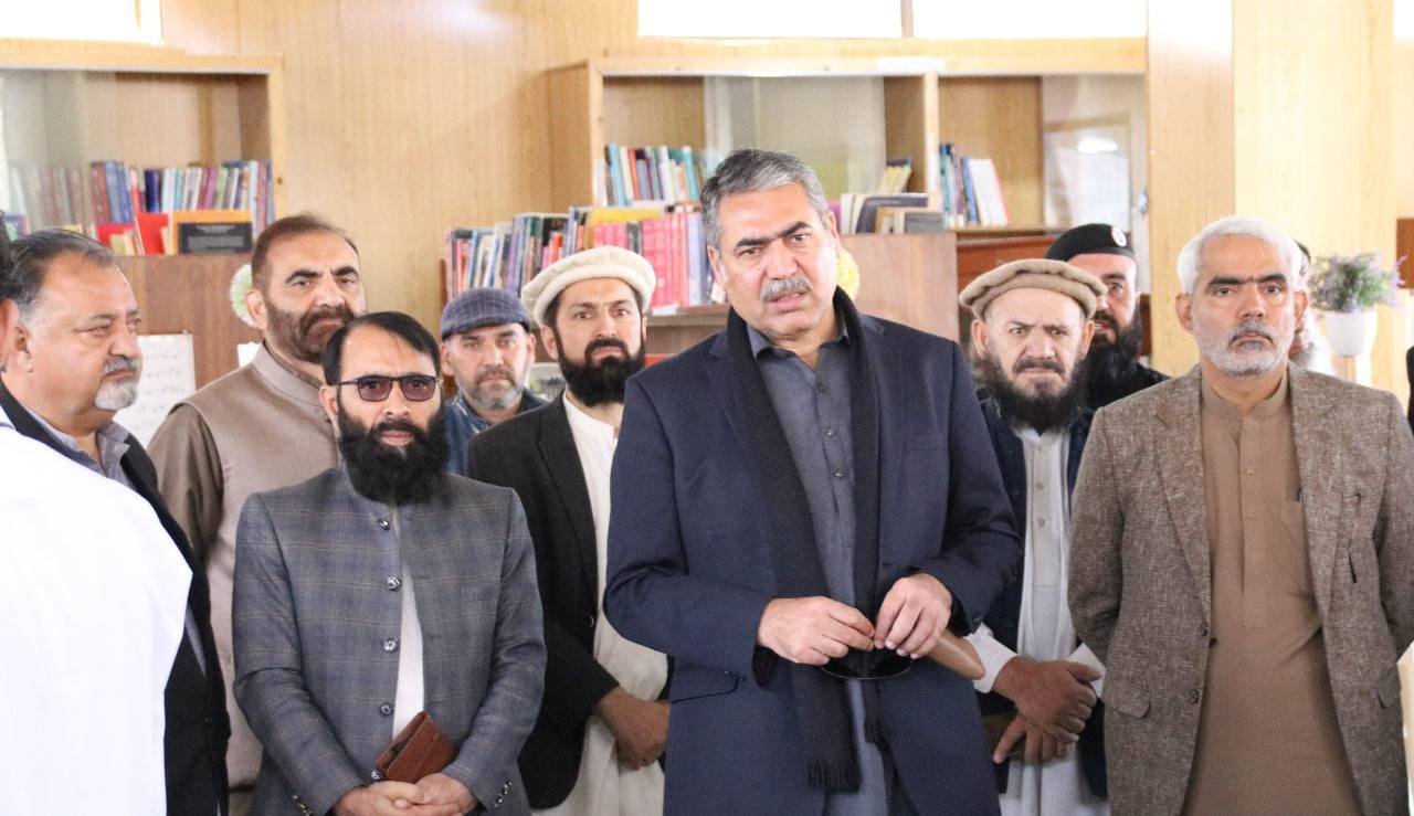 *چیف سیکریٹری گلگت بلتستان ابرار احمد مرزا  کا گورنمنٹ بوائز ڈگری کالج، مناور، گلگت کا خصوصی دورہ* 